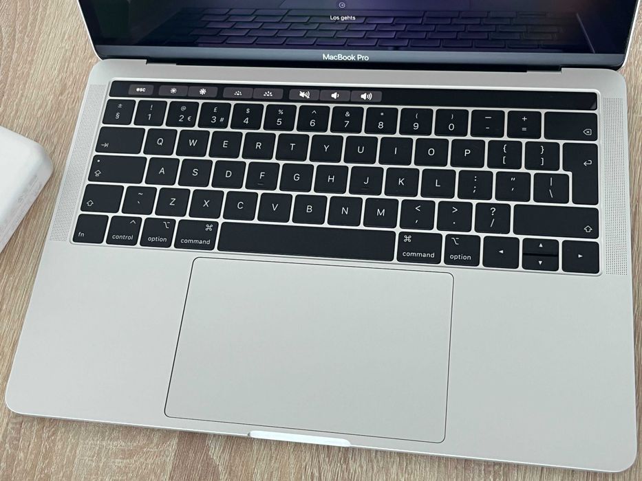 лаптоп Apple MacBook Pro 13″ Touch Bar, 2019г