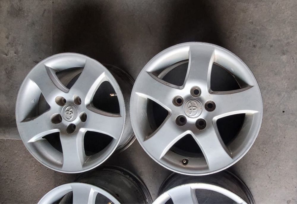 Продам диски от камри 35