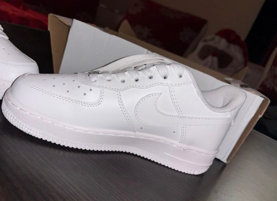 Adidași Nike Air Force 1