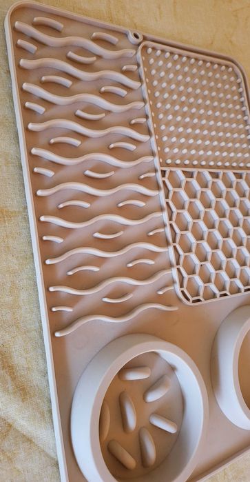 Covoras castron pt. hranire lenta ,nou