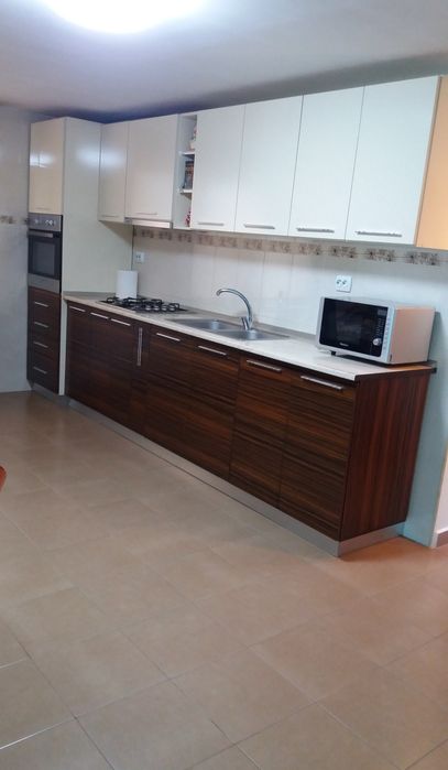 Vând casa renovata în Sebiș