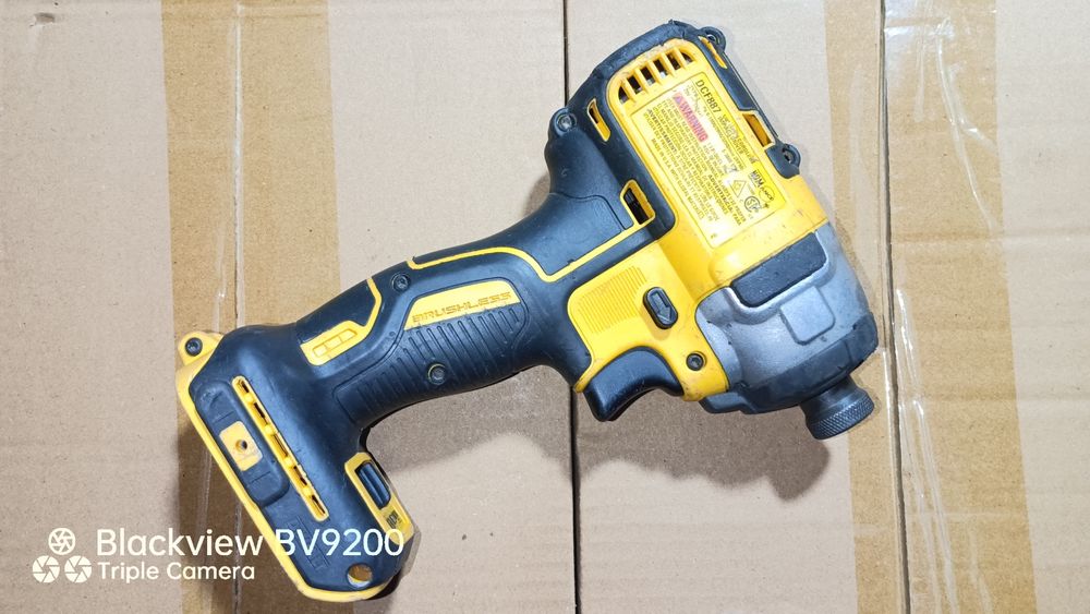 Инструмент Dewalt.БЕЗ ТОРГА!!!