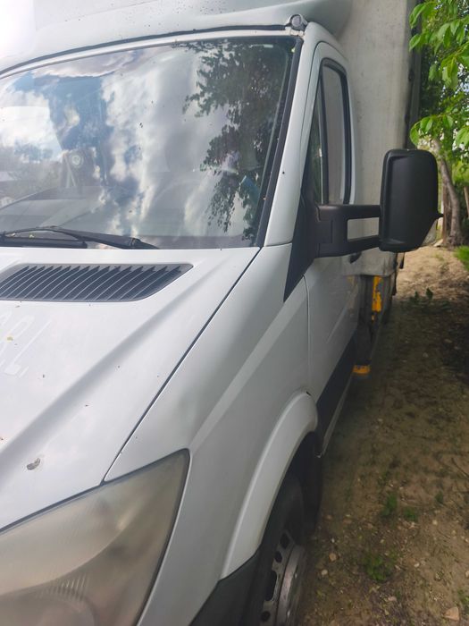 Autoutilitara Mercedes sprinter