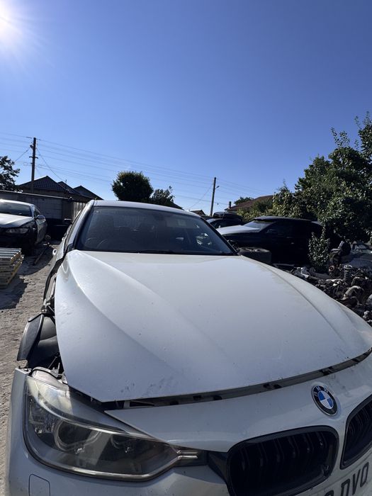 Capota bmw f30 Mineralweiss metallic  A96 cod culoare