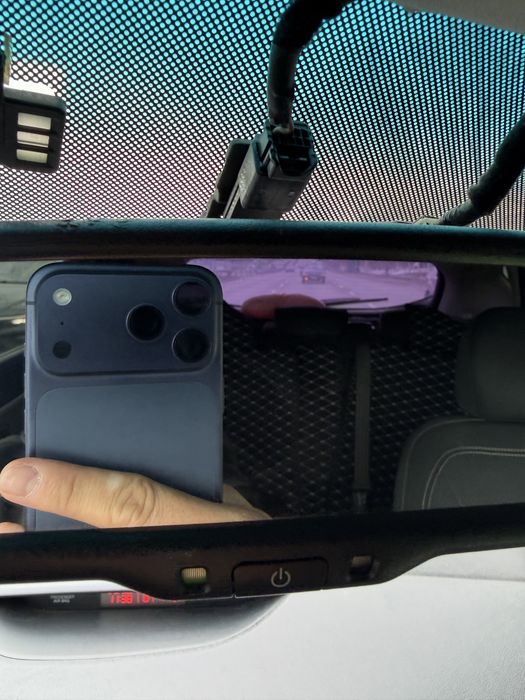 Продам 17 PRO MAX