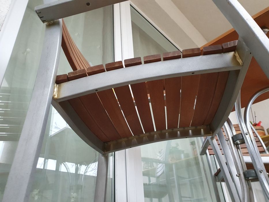 Set 5 mese cu cate 4 scaune (5+20) de aluminiu cu lemn