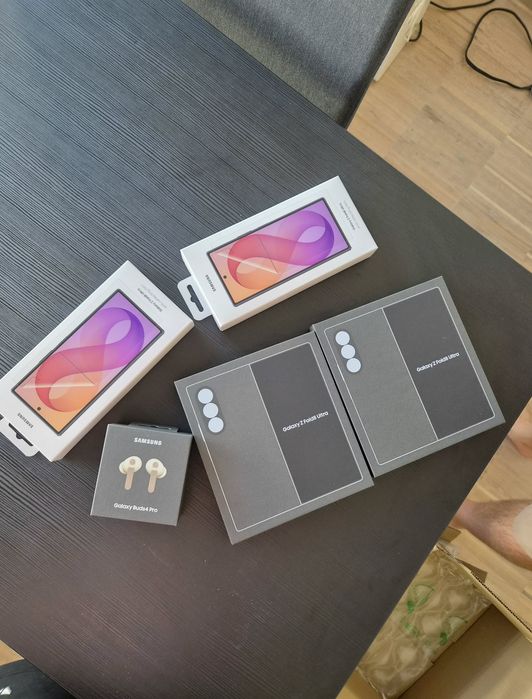 Samsung Galaxy Fold 8 Ultra 1tb Green Shadow