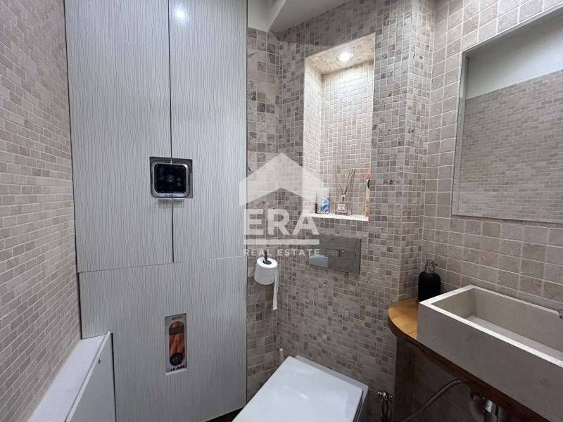 Продава се Тристаен апартамент в Варна, Колхозен пазар - 94 кв.м за 2756 €/кв.м - Снимка #9