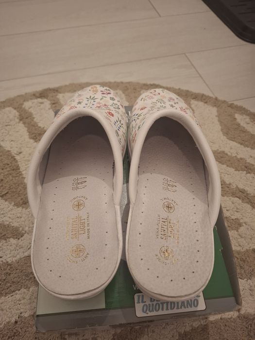 Saboti medicali piele