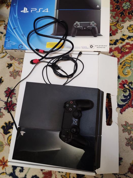 Sony PlayStation 4