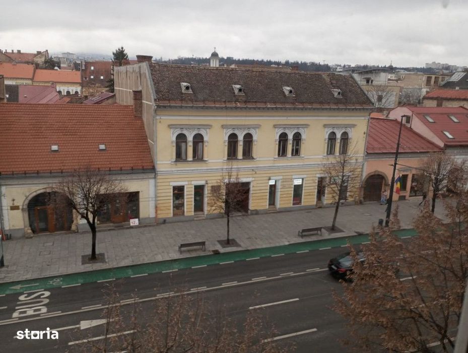 Ultracentral, apartament cu 4 camere, zona CEC — fotografia 1