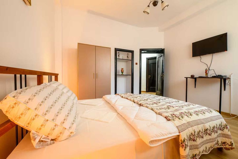 Apartament 3 camere de inchiriat