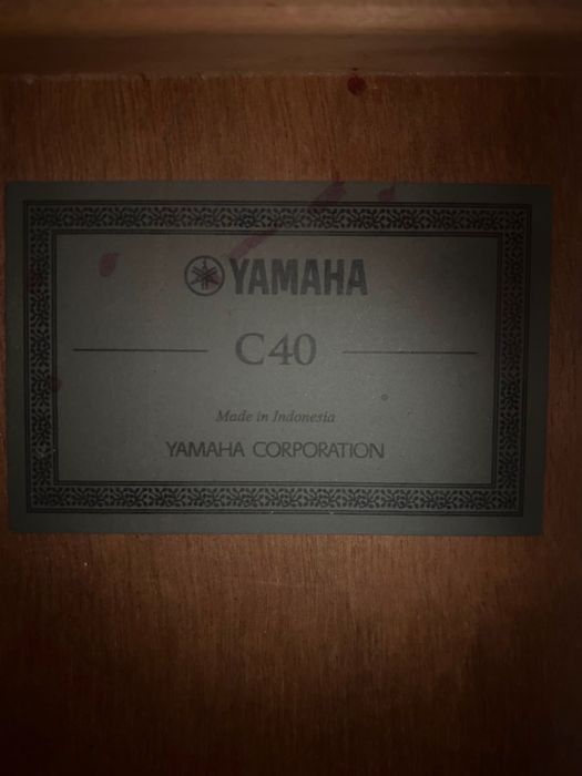 Гитара Yamaha C40
