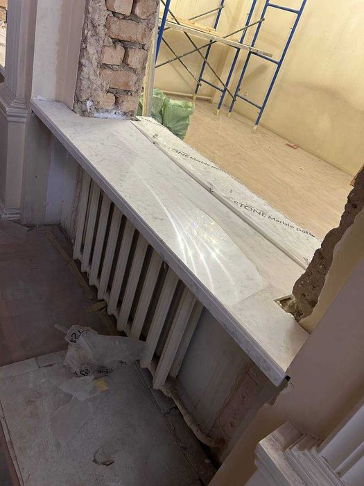 Подоконники из акрилового искусственного камня: стиль, долговечность.