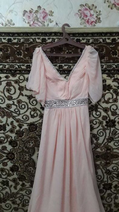 Прелестное Вечернее Платье!