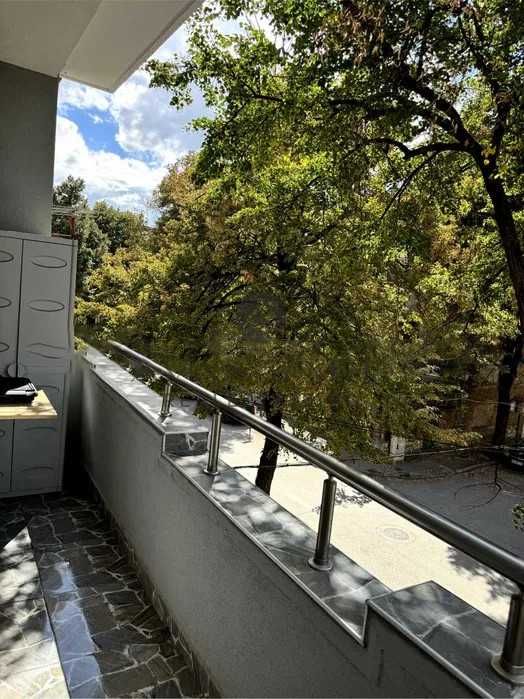 Продава се Тристаен апартамент в Пловдив, Кършияка - 112 кв.м за 1518 €/кв.м - Снимка #17