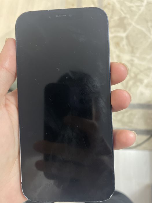 Iphone 12 128 гиг в отличном состояний