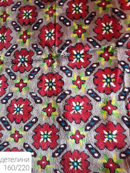 Ръчно тъкани китени килими