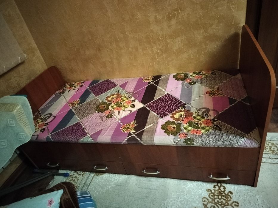 Продам подростковый кроват
