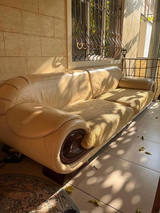 Срочно продам диван!