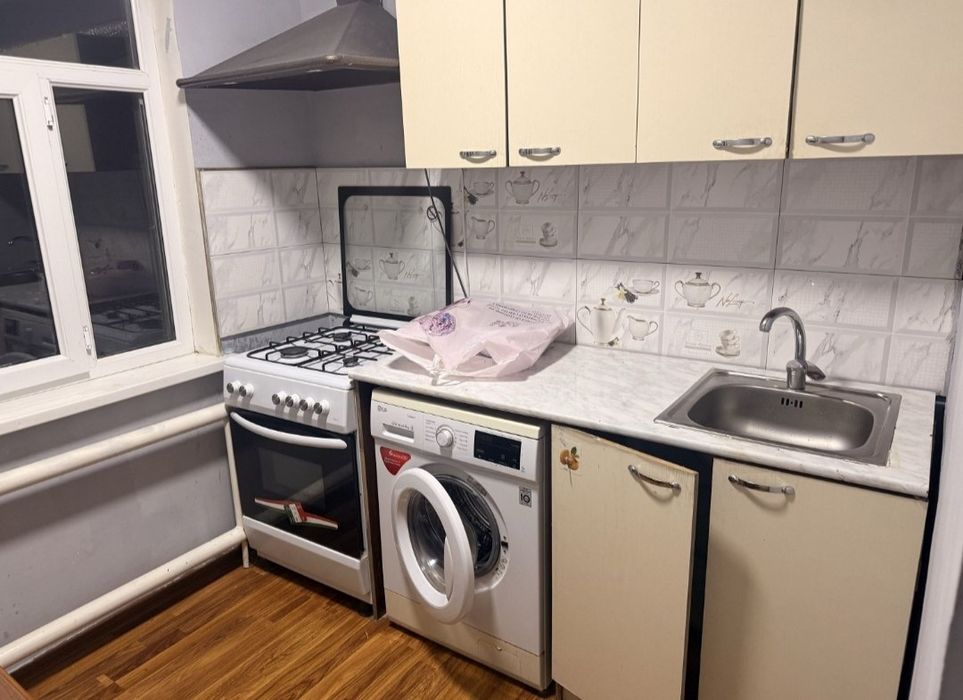 Новза метро якин жойда аренда оилага болларга кизларга