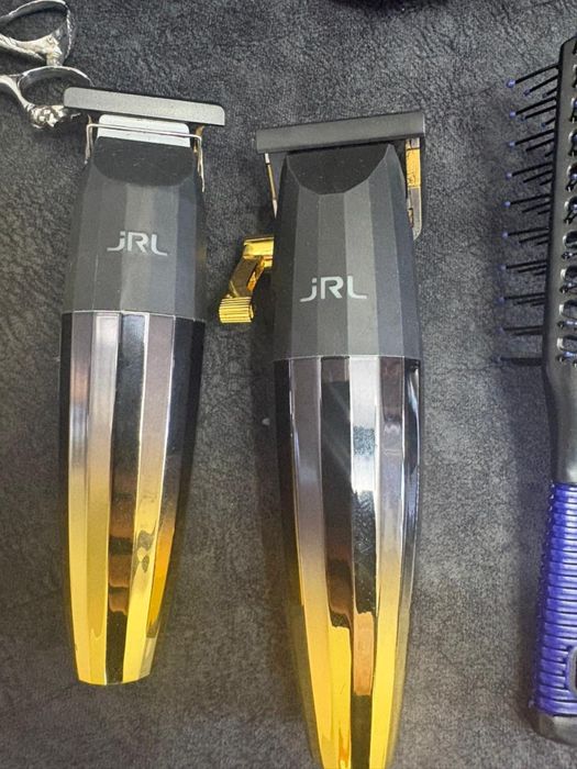 Прдается набор для парикмахера