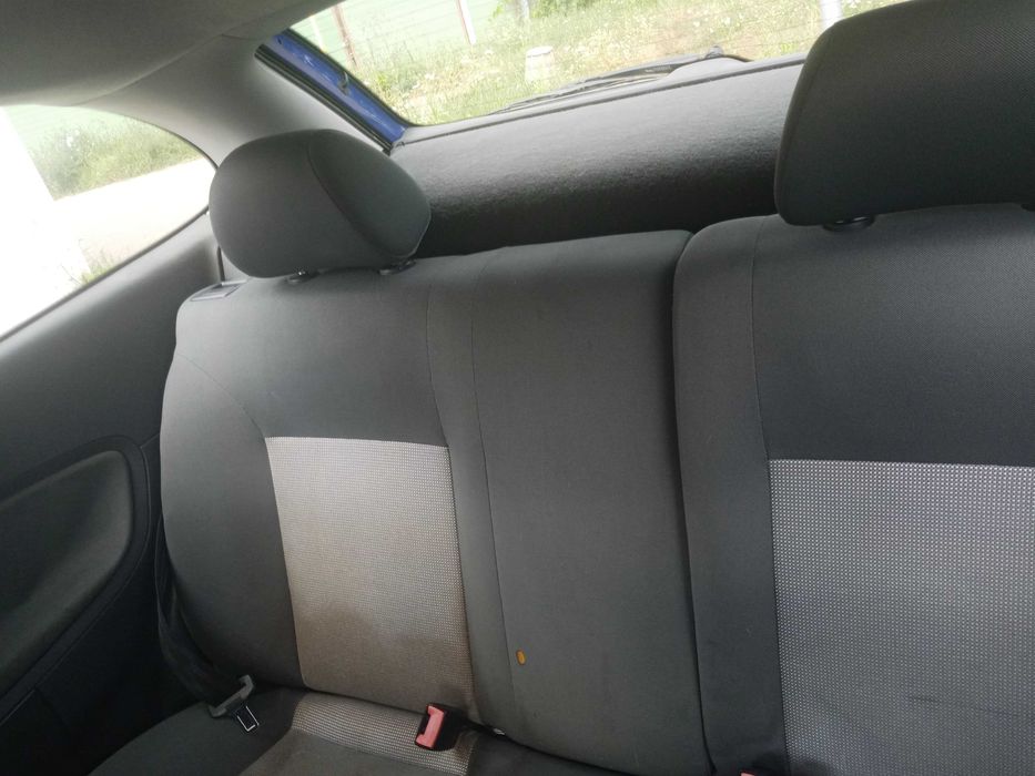 Seat Ibiza 2004 pentru navetă