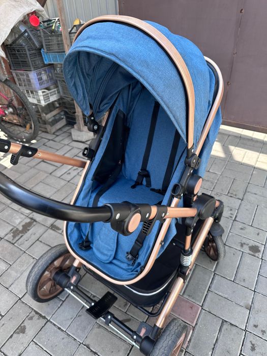 Продам коляску в очень хорошем состоянии