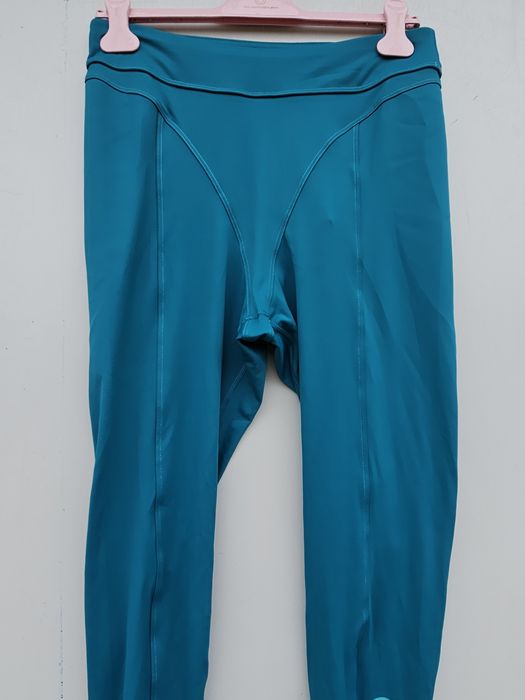 Cardi B Reebok оригинален дамски клин нов  Л размер