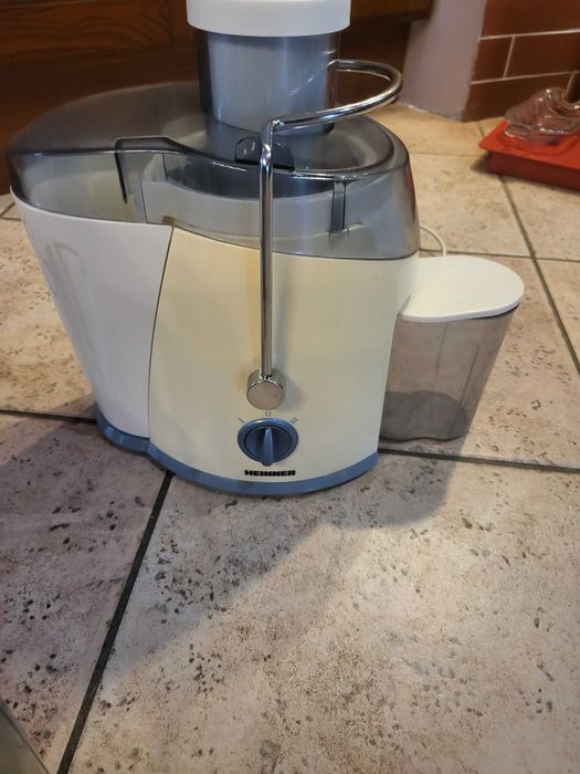 Сокоистисквачки 3броя  Taurus Heinner и Bosch