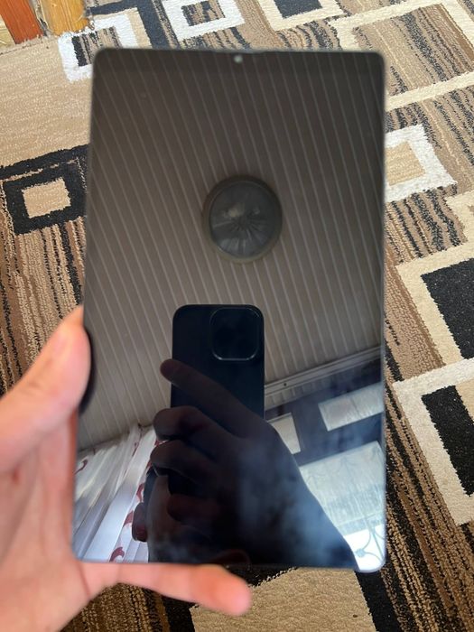 Samsung Planshet Sotiladi.