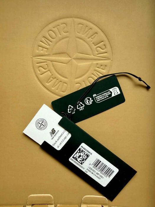 Колабарация на Stone Island и New Balance 574 Модел Ghost Цвят Тъмно Бежев Размер 42,5 Уникални маратонки за колекционери