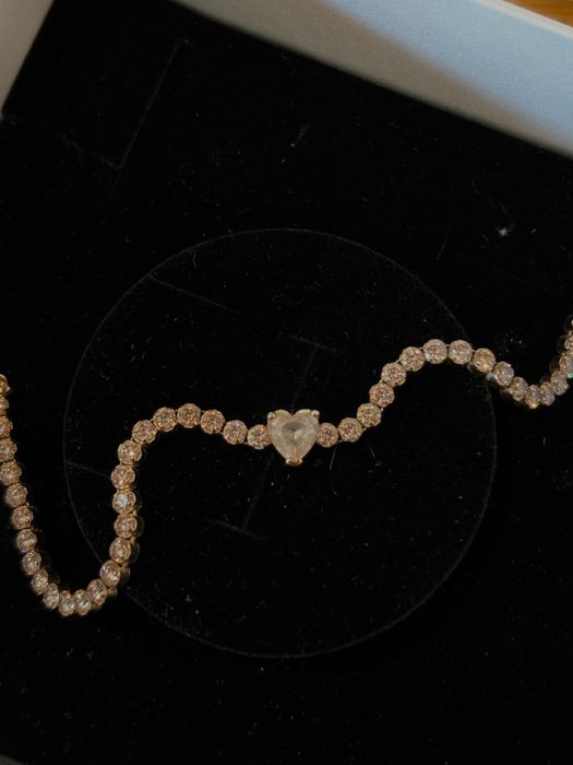 браслет Pandora розовое золото «сверкающее сердце»