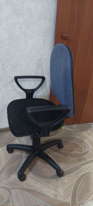 Стуль компьютерная 3 штука