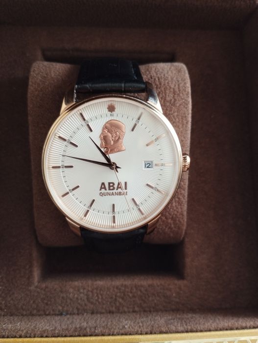 Наручные мужские часы