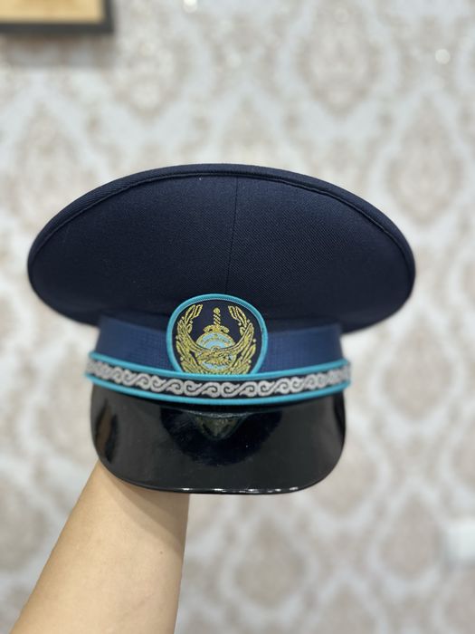 Продам головные уборы МВД