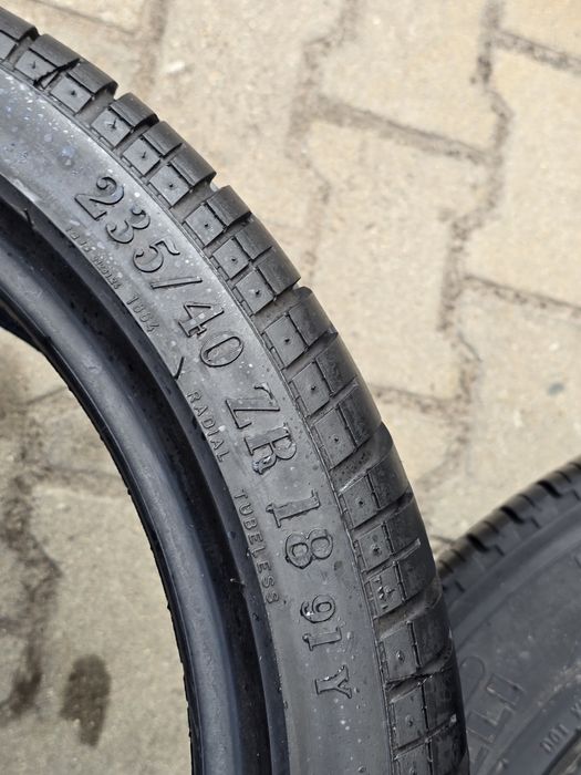 235 40 18 Pirelli