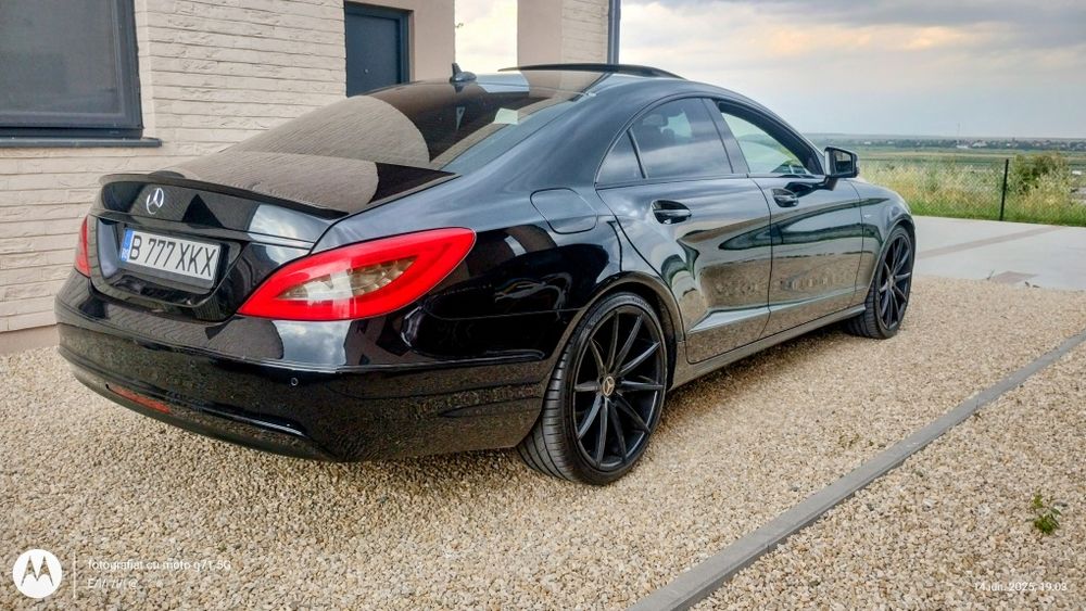 Bară spate CLS w218