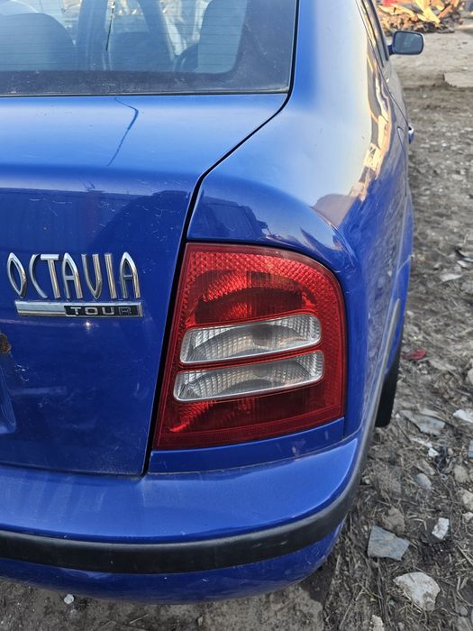 Dezmembrez Piese  skoda Octavia 1 2007 motor 1.4 BCA motor cutie roti