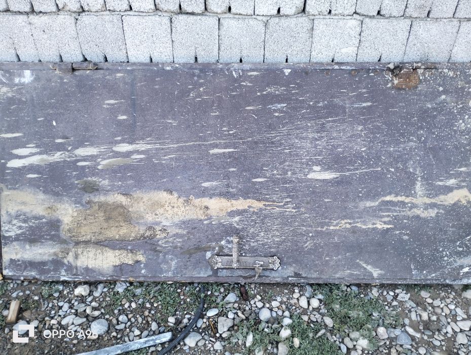 Темір есік қолданылған