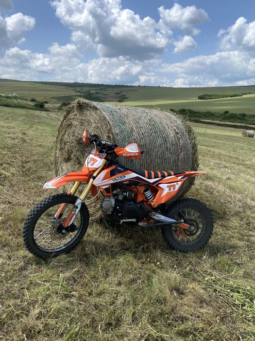 Se vand ambele sau dau la schimb