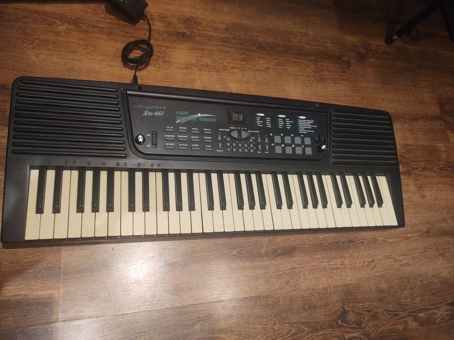 Пиано електрическо синтезатор