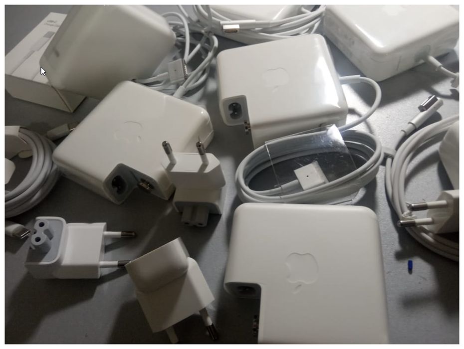 на все макбуки, зарядка, блок питания.