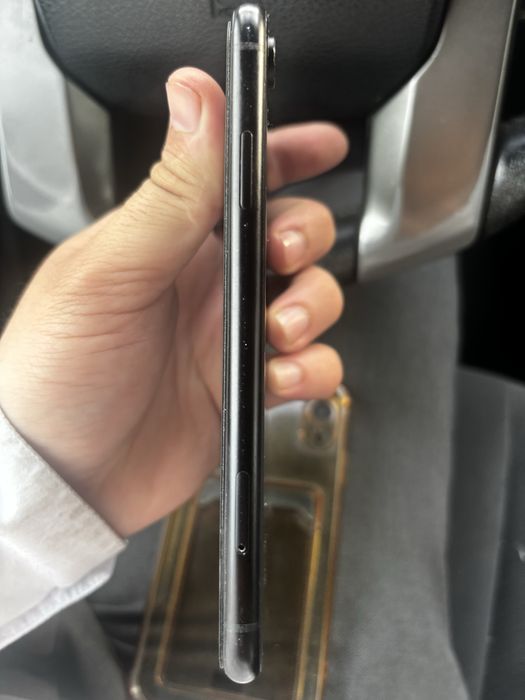 Iphone XR 128g продам