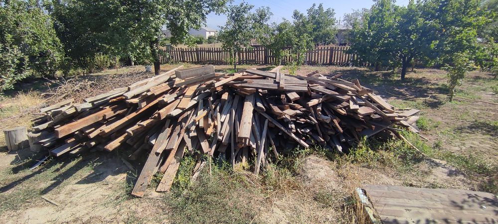 Дрова доски разные