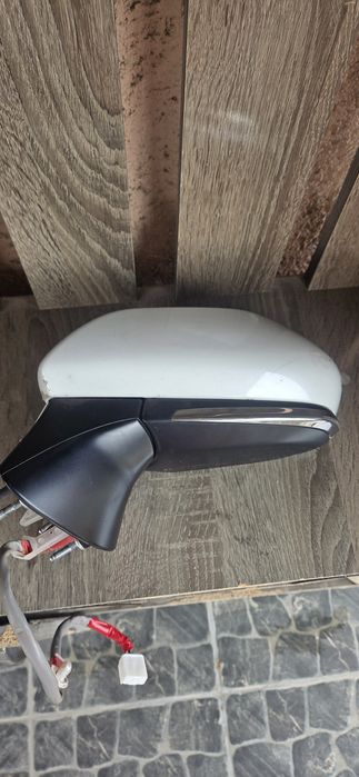 Боковые левые зеркала камри 70