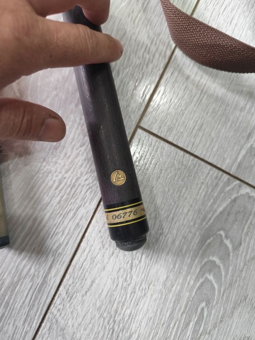 Продам бильярдный кий Тюльпан