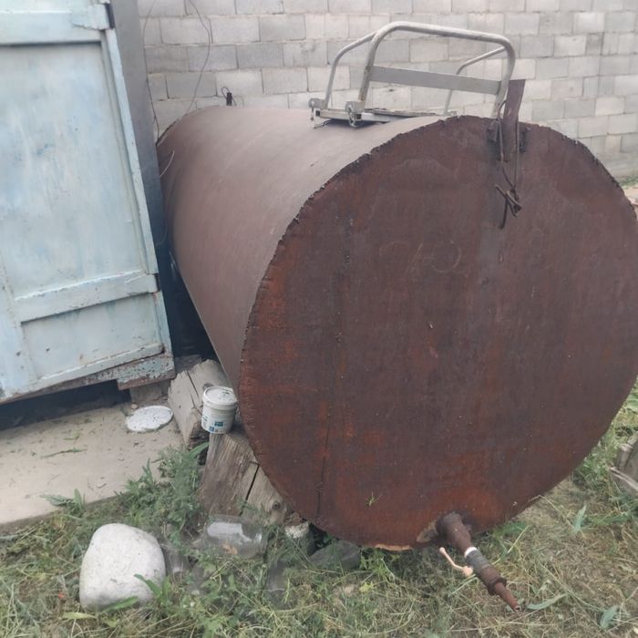 Продаеться бочка цена 230000тг