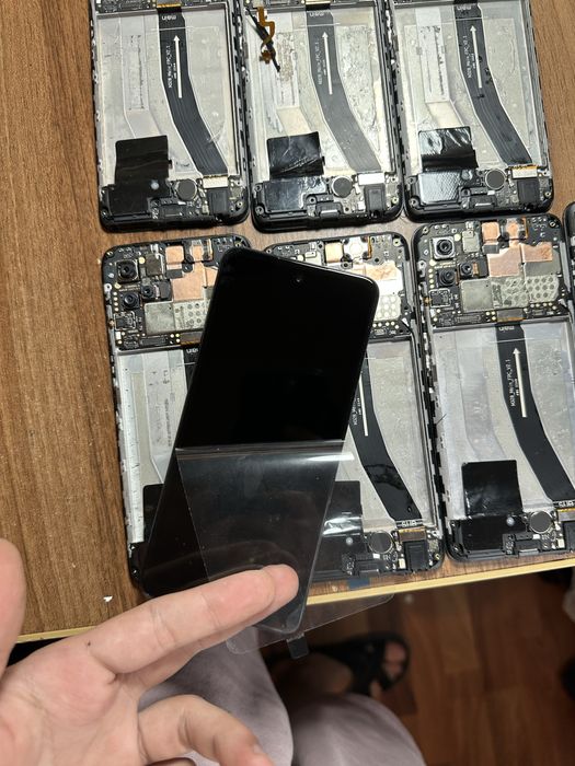 Motorola G32 display uri bune