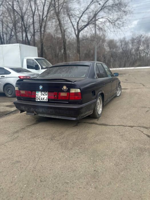 bmw 520 2.0 ванос газ-бензин